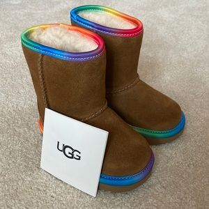 UGG NWT baby girl size 7 classic short rainbow brown boots.
